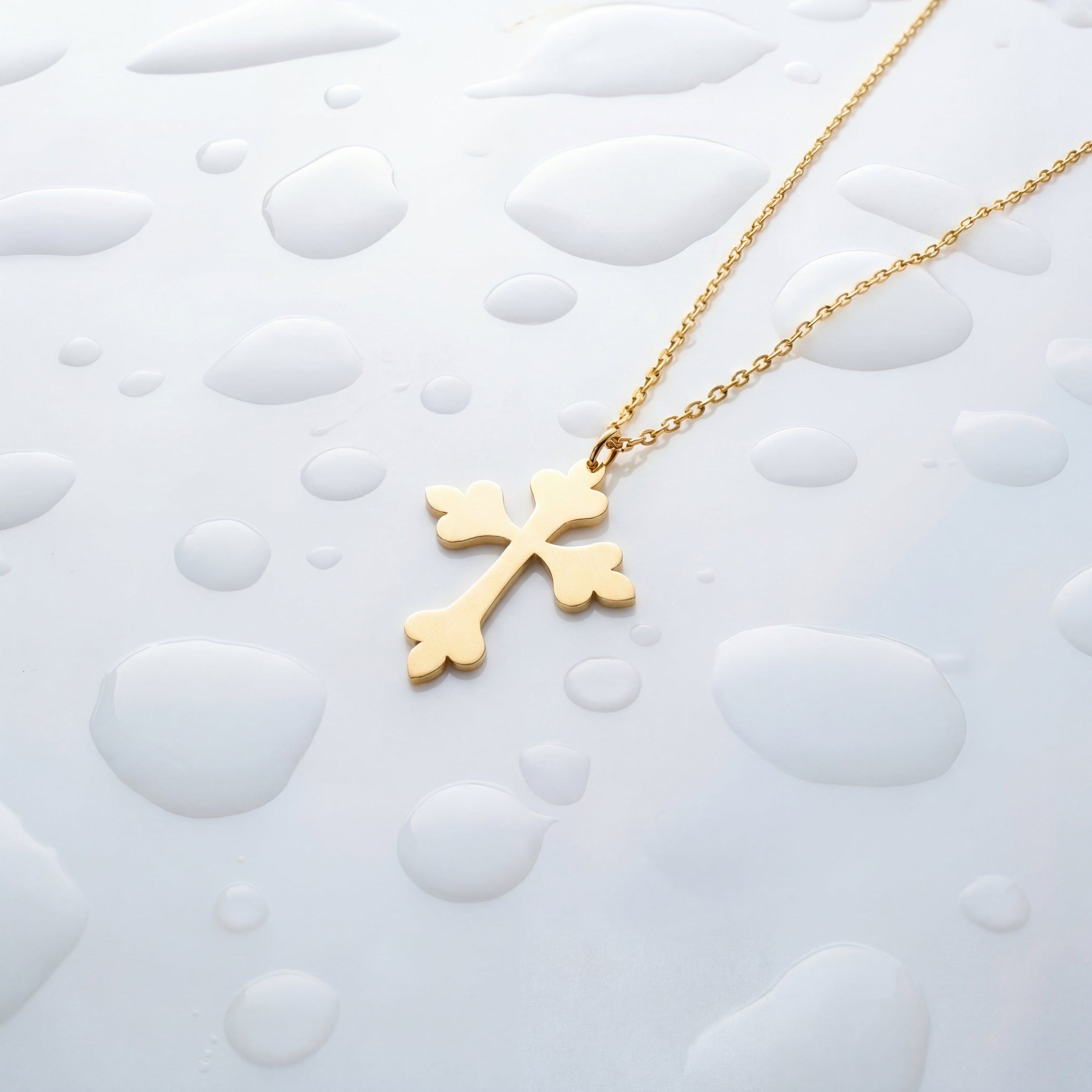 Plant Cross Necklace in Yellow Gold Vermeil
