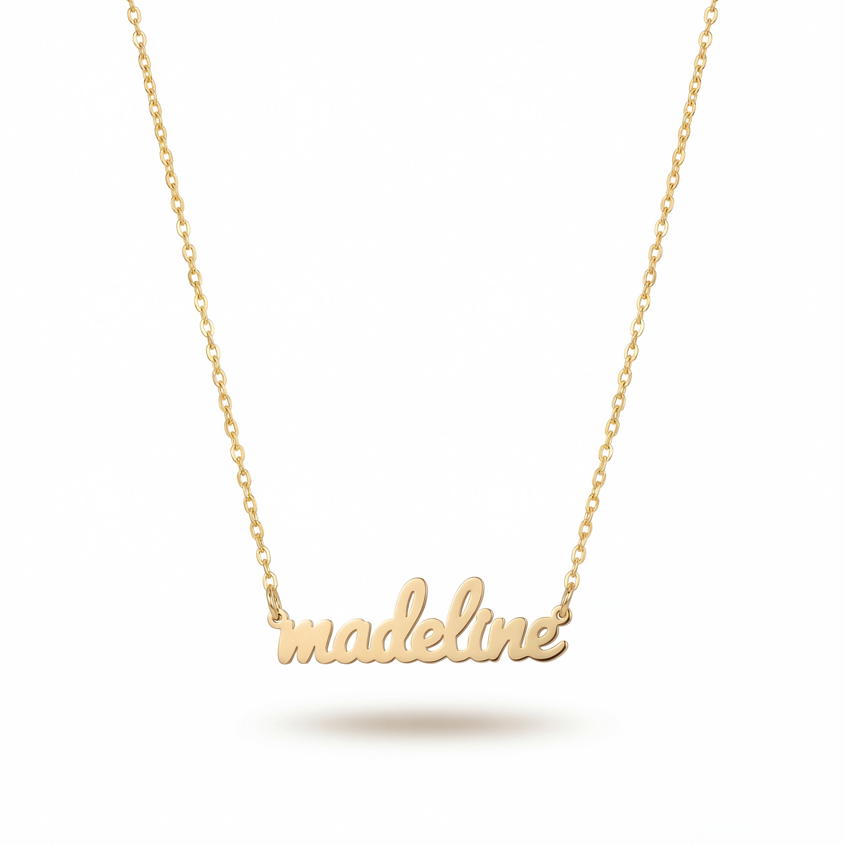 Cursive Name Necklace in 18k Gold Vermeil on Sterling Silver