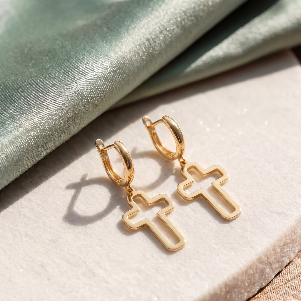 cross-hoop-earring-18k-gold-vermeil-3