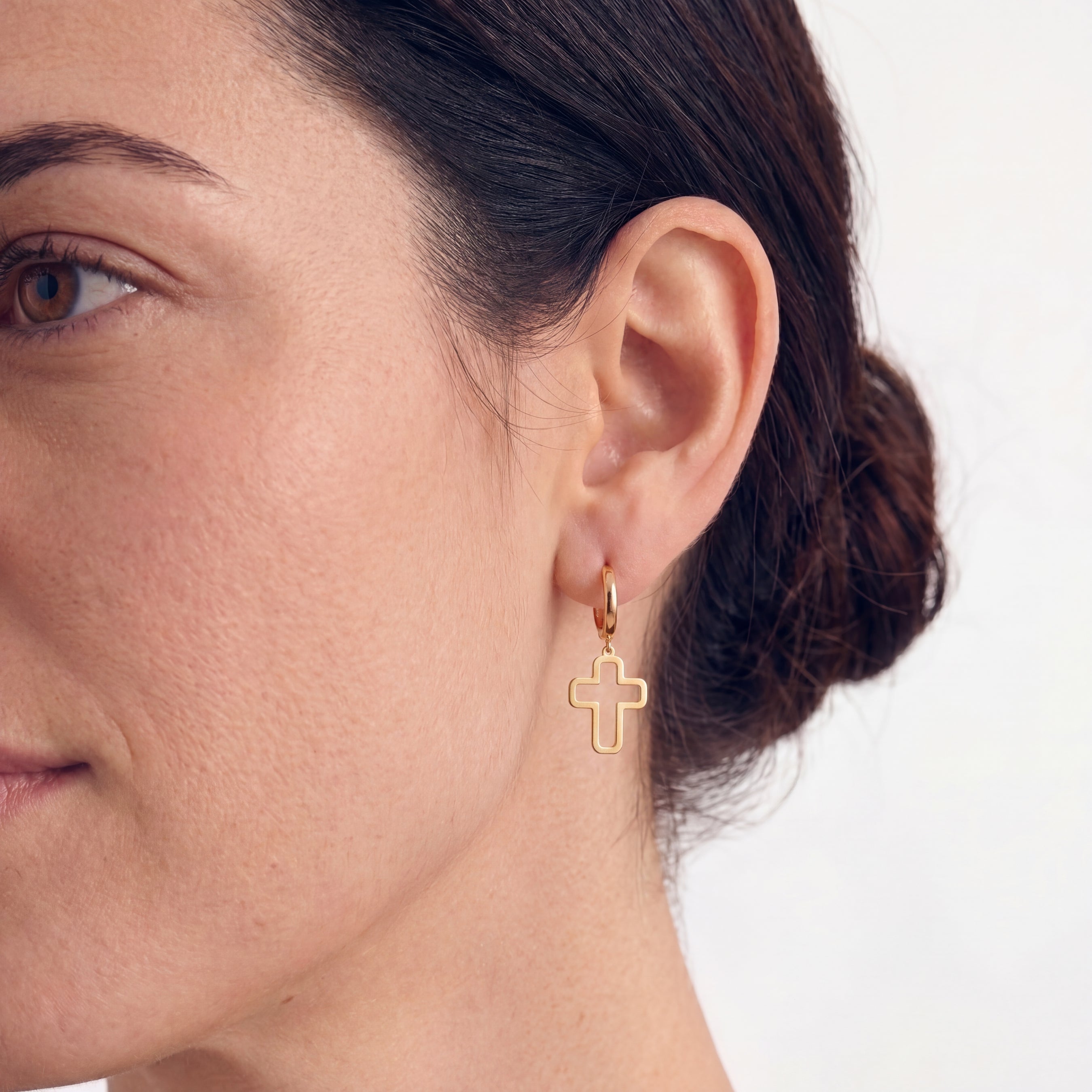 cross-hoop-earring-18k-gold-vermeil-4