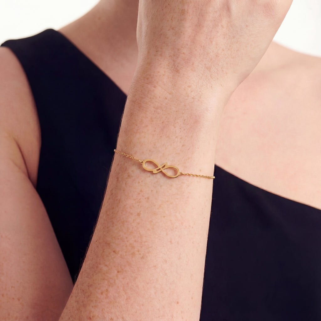 infinity-note-bracelet-18k-gold-vermeil-5