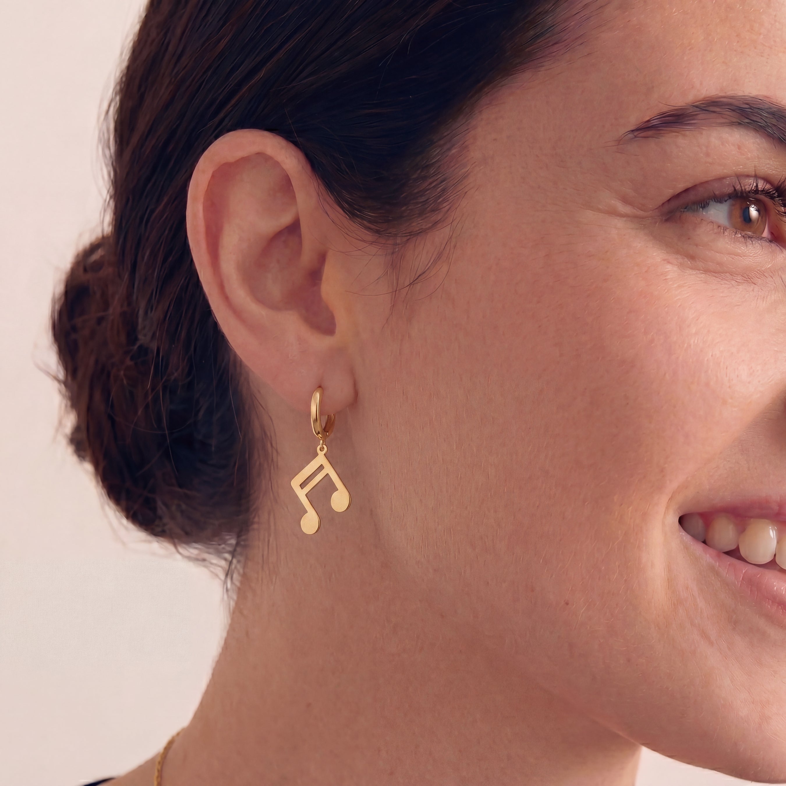 music-note-drop-hoop-earrings-18k-gold-vermeil-4