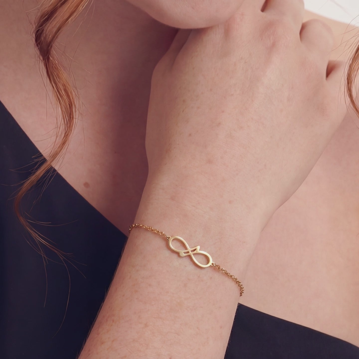 Infinity Note Bracelet 18k Gold Vermeil