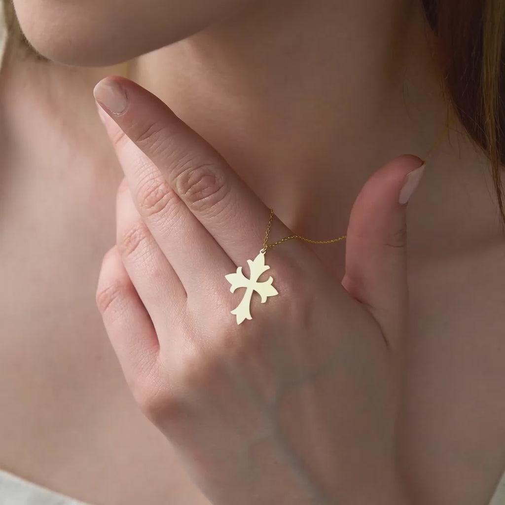 Gothic Fleur Cross Necklace in Yellow Gold Vermeil