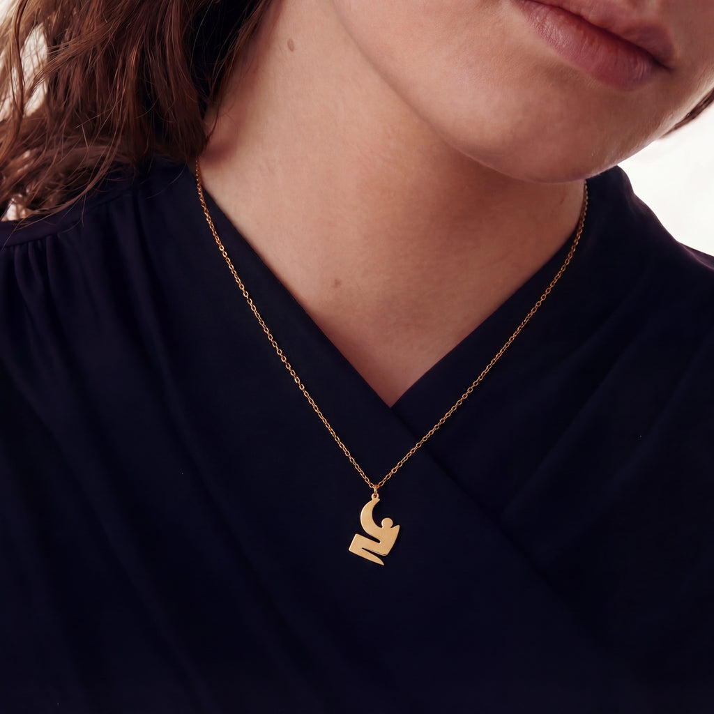 surrender-necklace-18k-gold-vermeil-5